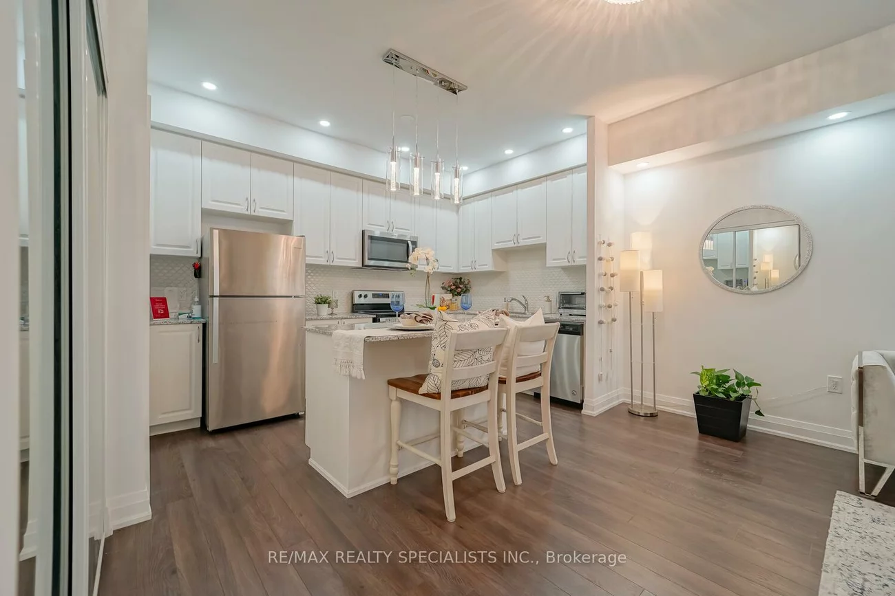 5289, Highway 7, Vaughan Grove, Vaughan