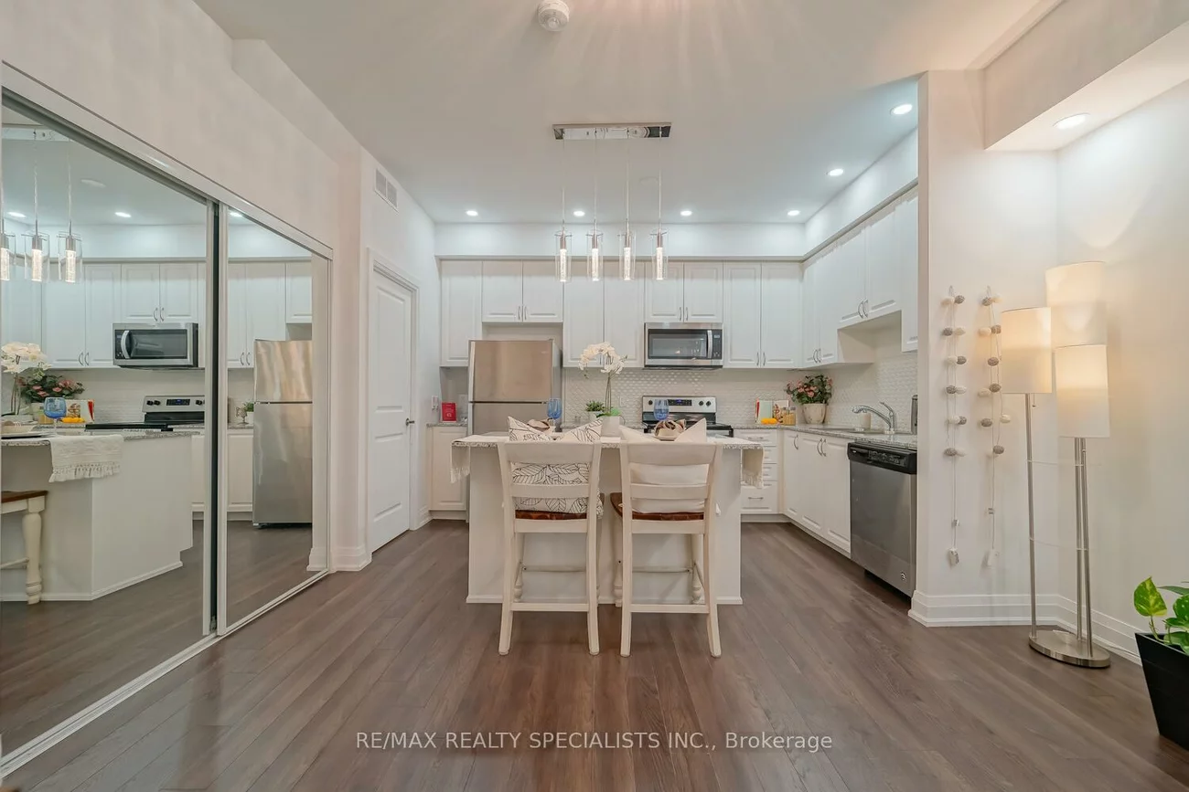 5289, Highway 7, Vaughan Grove, Vaughan