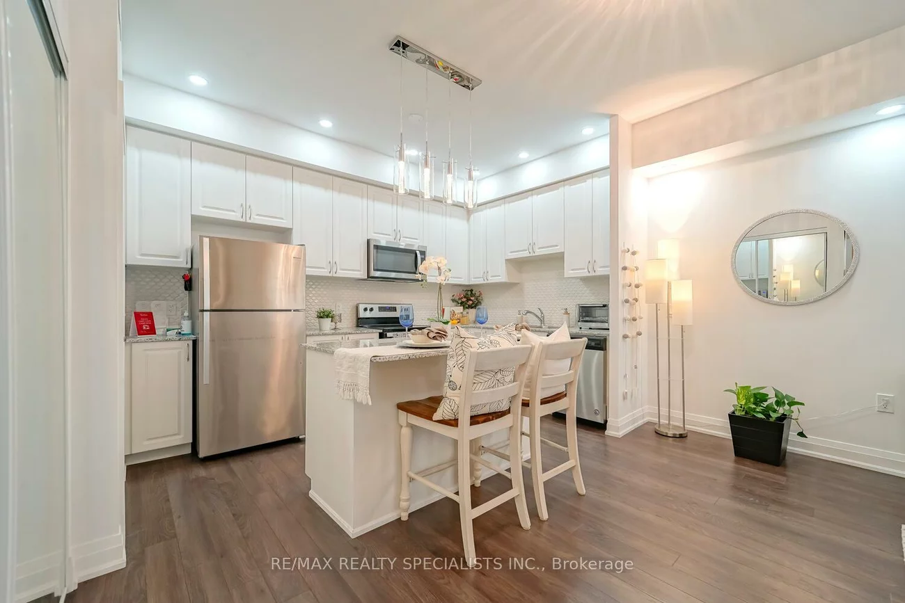 5289, Highway 7, Vaughan Grove, Vaughan