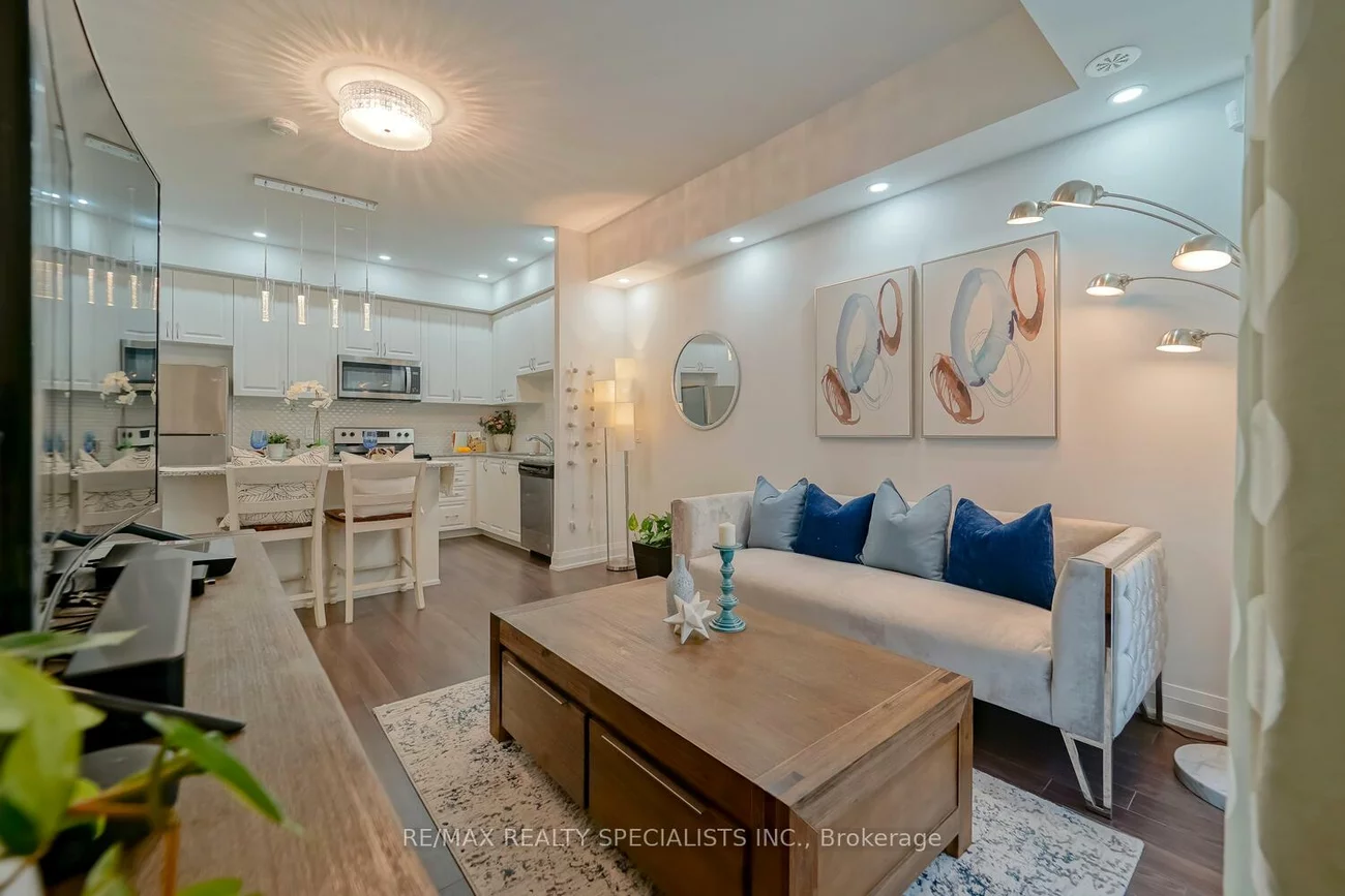 5289, Highway 7, Vaughan Grove, Vaughan