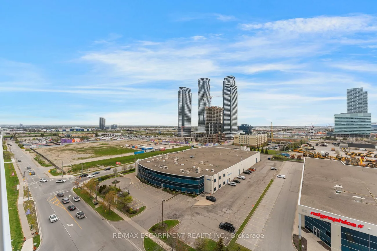 10, Honeycrisp, Vaughan Corporate Centre, Vaughan