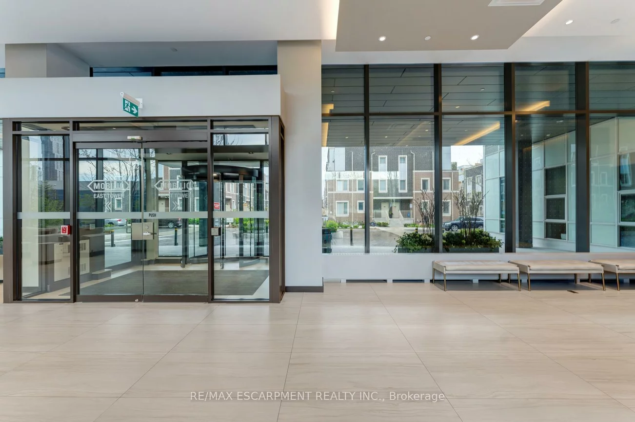 10, Honeycrisp, Vaughan Corporate Centre, Vaughan
