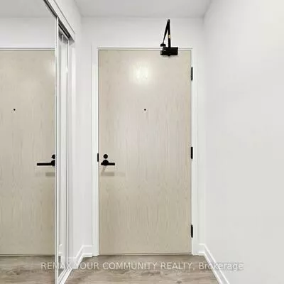 225, Commerce, Vaughan Corporate Centre, Vaughan