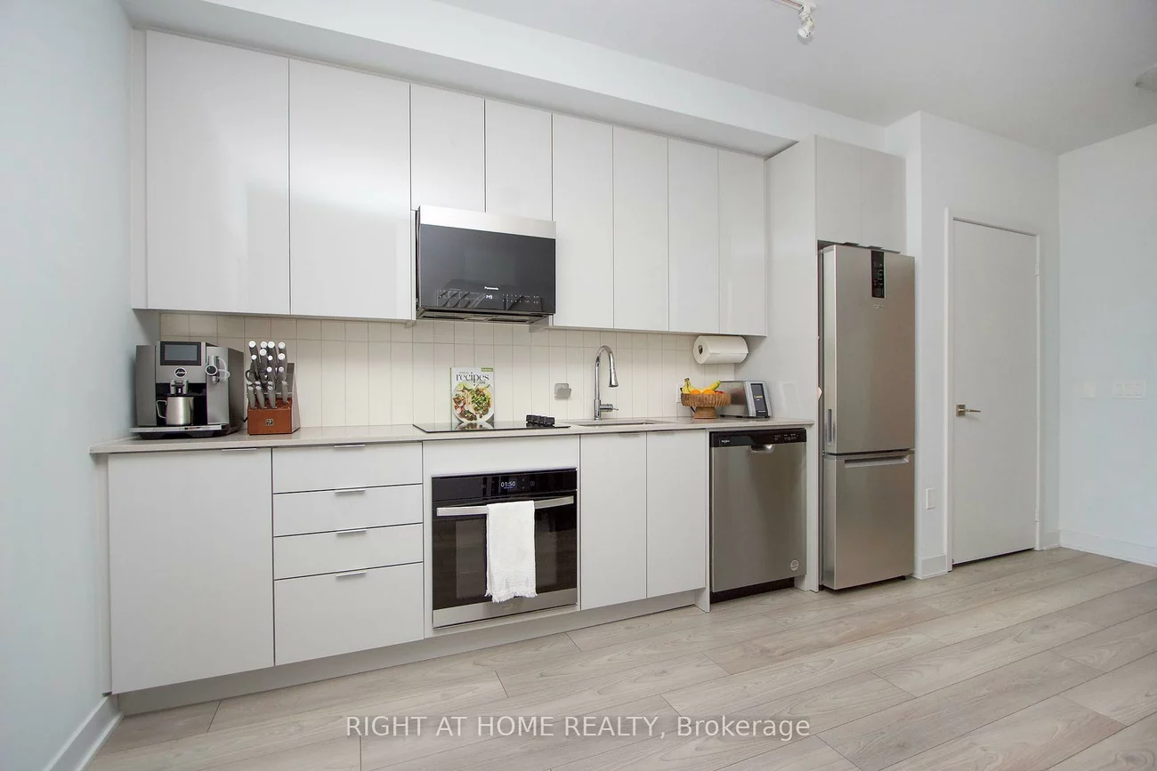 2920, Highway 7, Concord, Vaughan