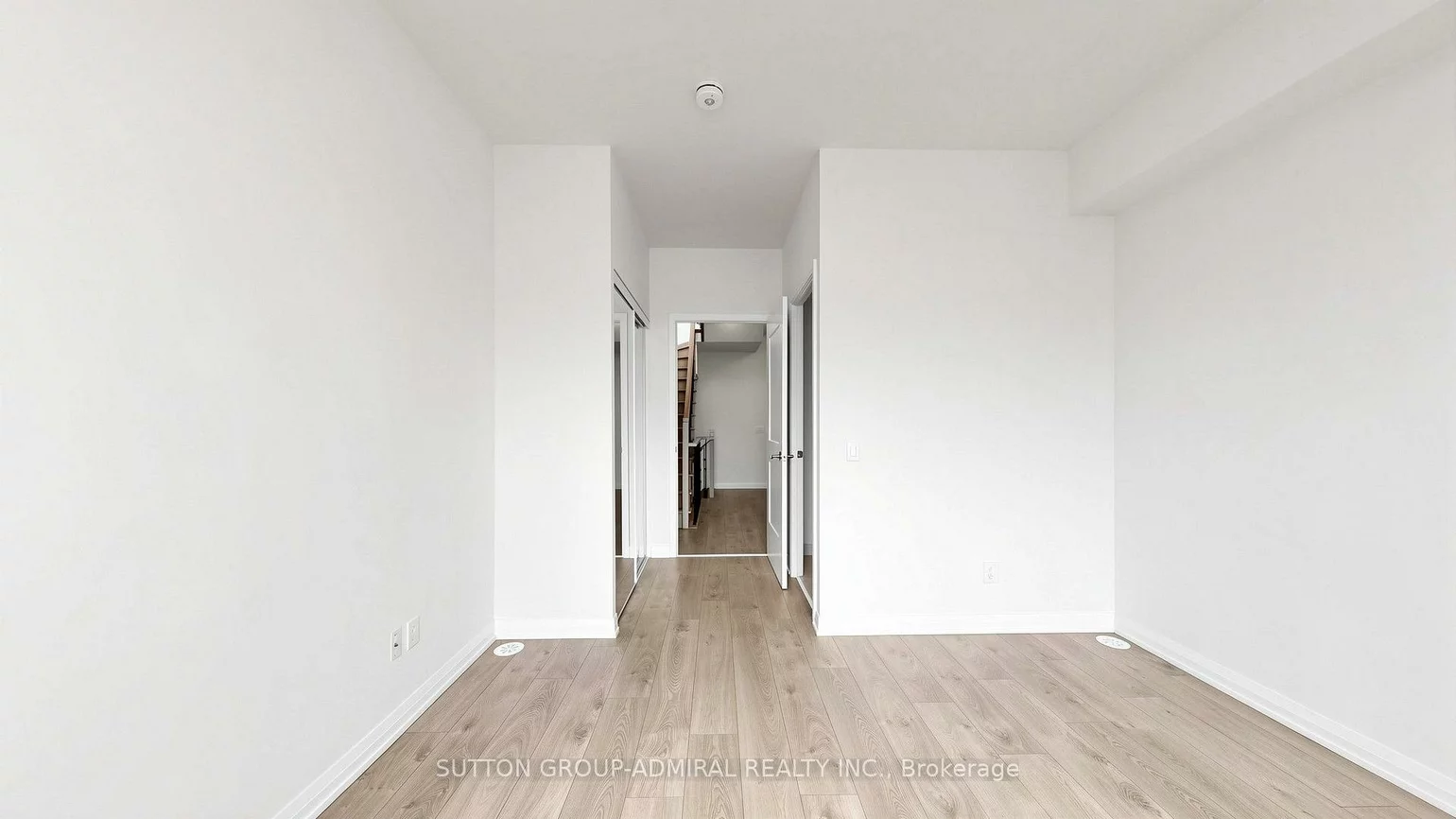 1020, Portage, Concord, Vaughan