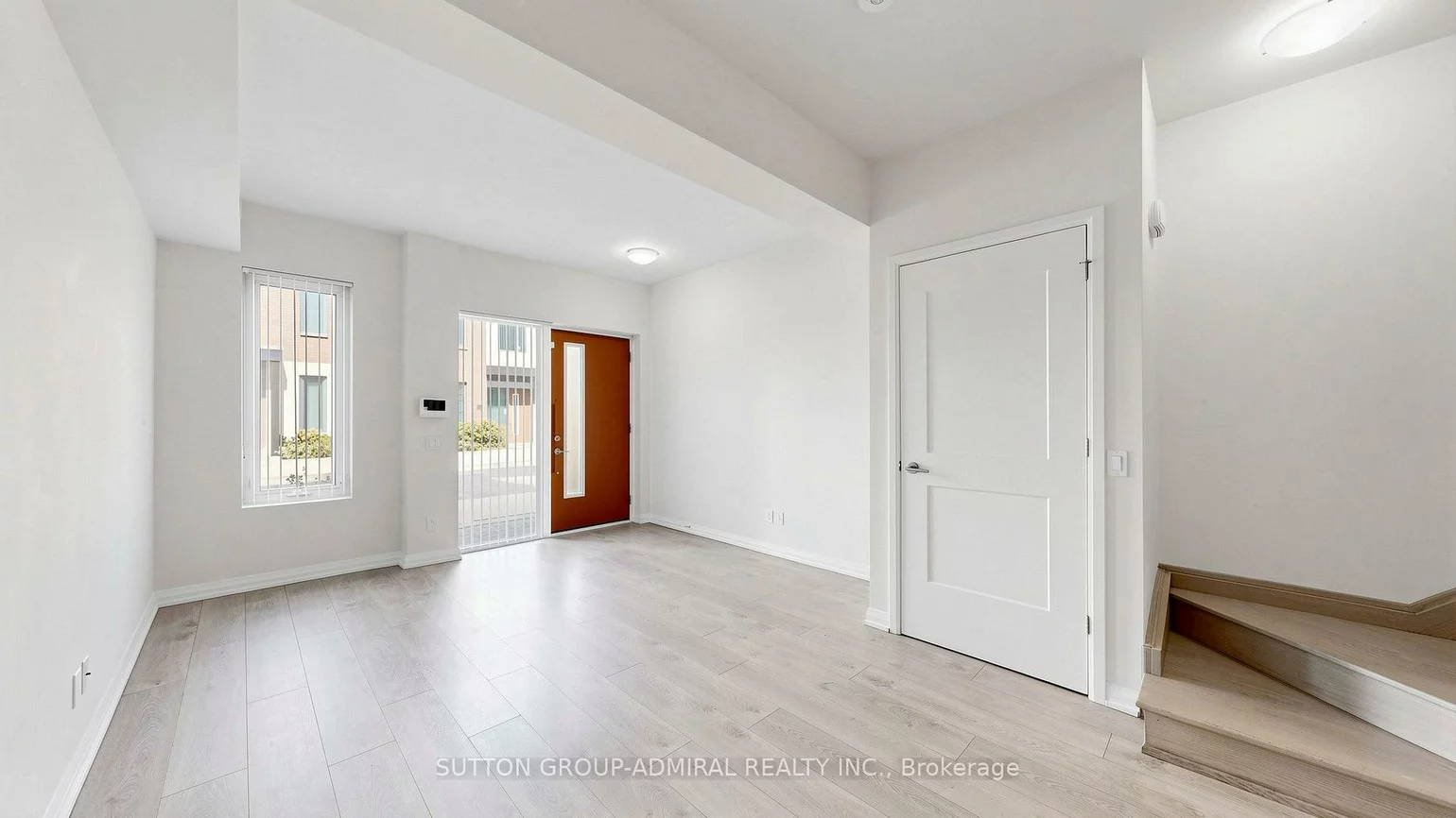 1020, Portage, Concord, Vaughan