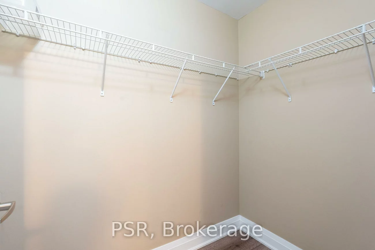 24, Woodstream, Vaughan Grove, Vaughan