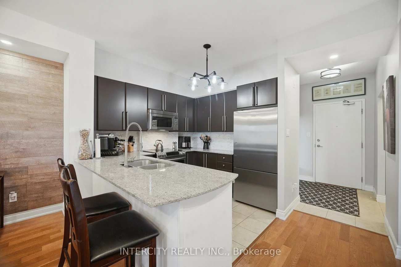 10211, Keele, Maple, Vaughan