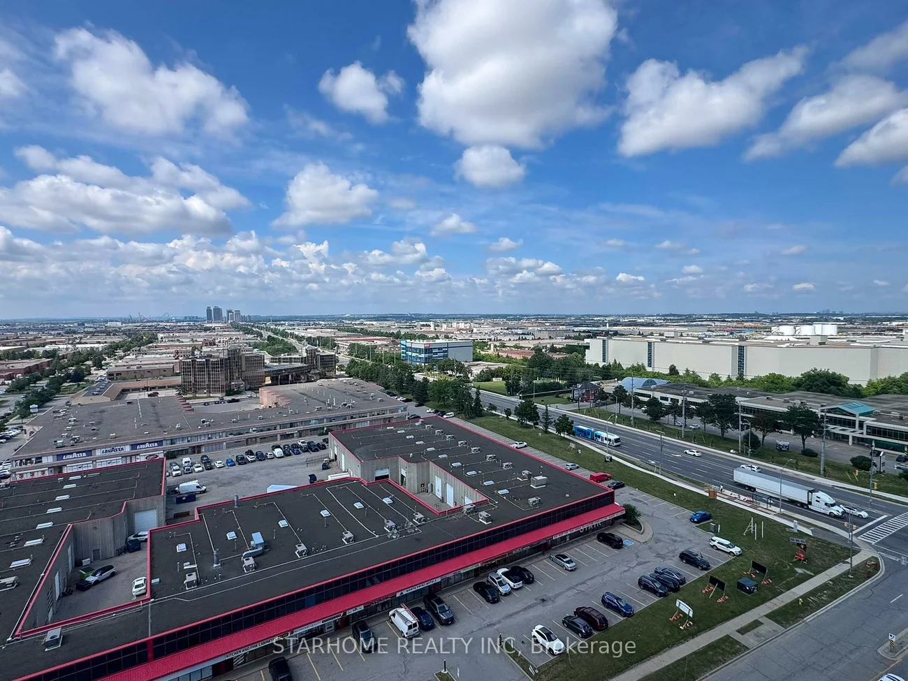 1000, Portage, Vaughan Corporate Centre, Vaughan