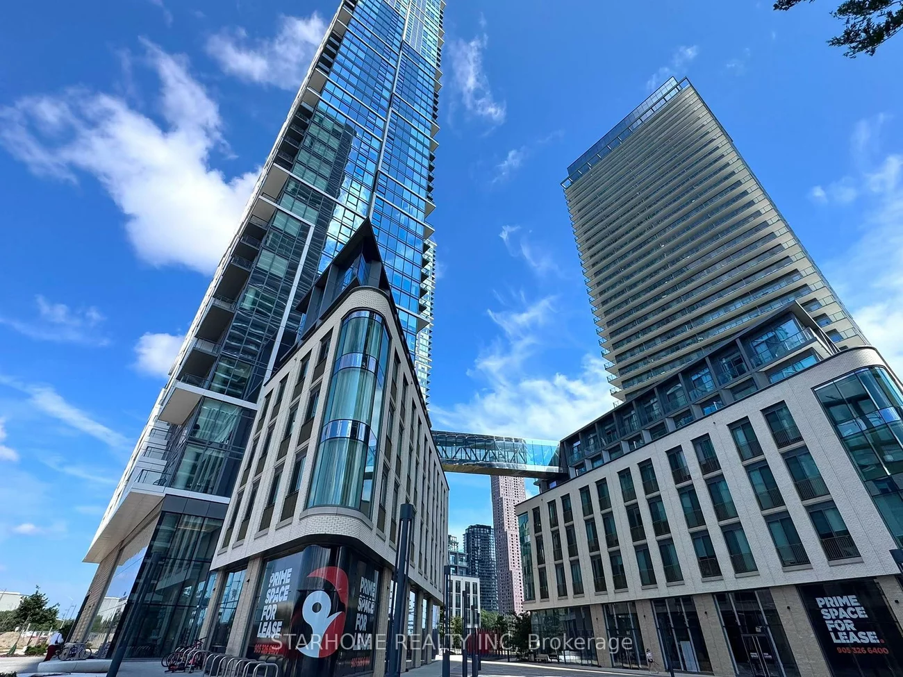 1000, Portage, Vaughan Corporate Centre, Vaughan