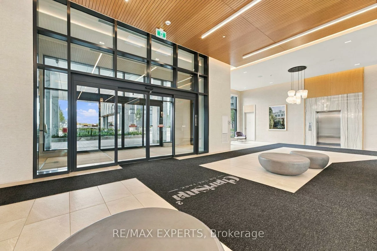 8960, Jane, Vellore Village, Vaughan