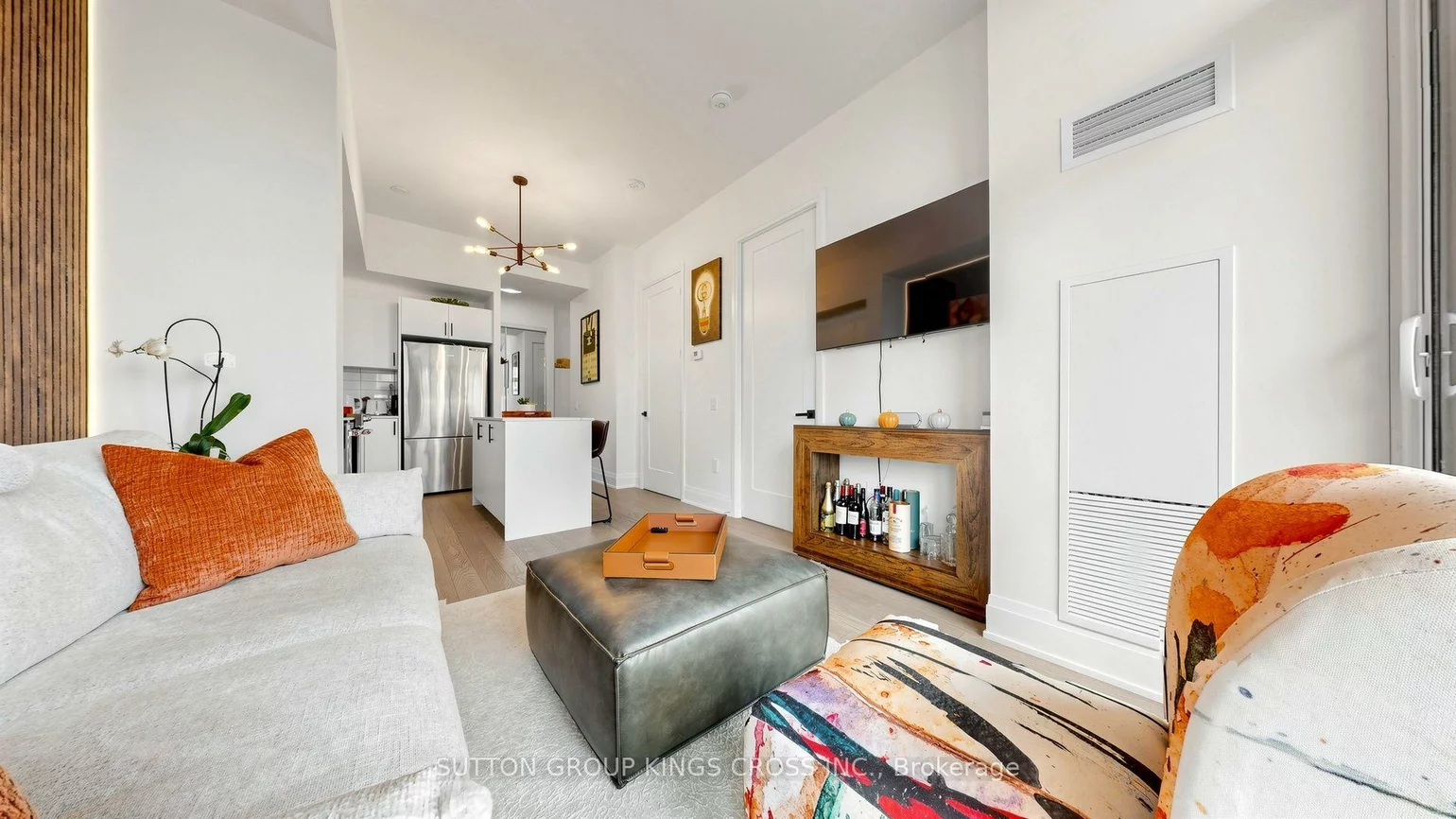 9000, Jane, Vellore Village, Vaughan