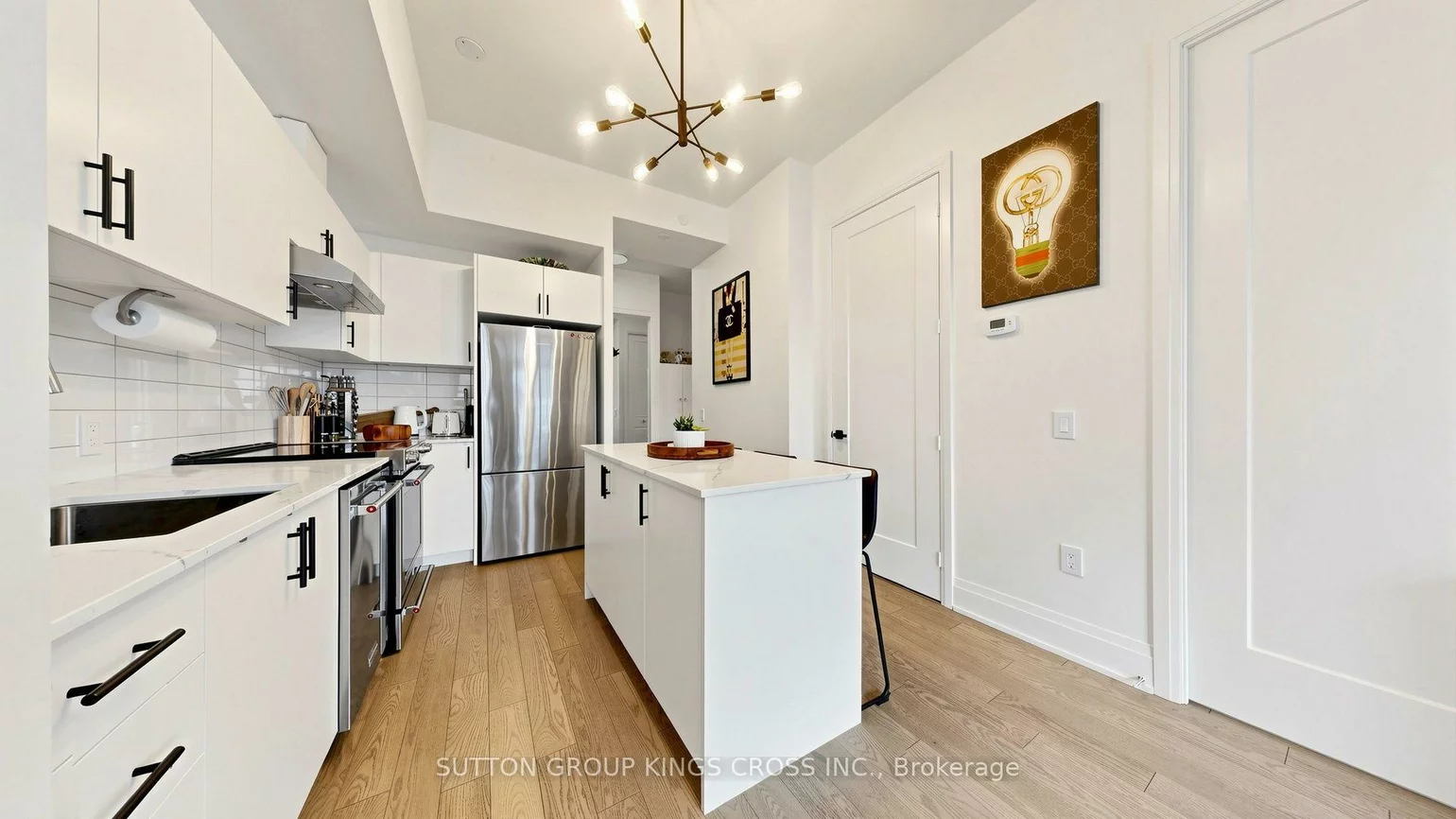 9000, Jane, Vellore Village, Vaughan