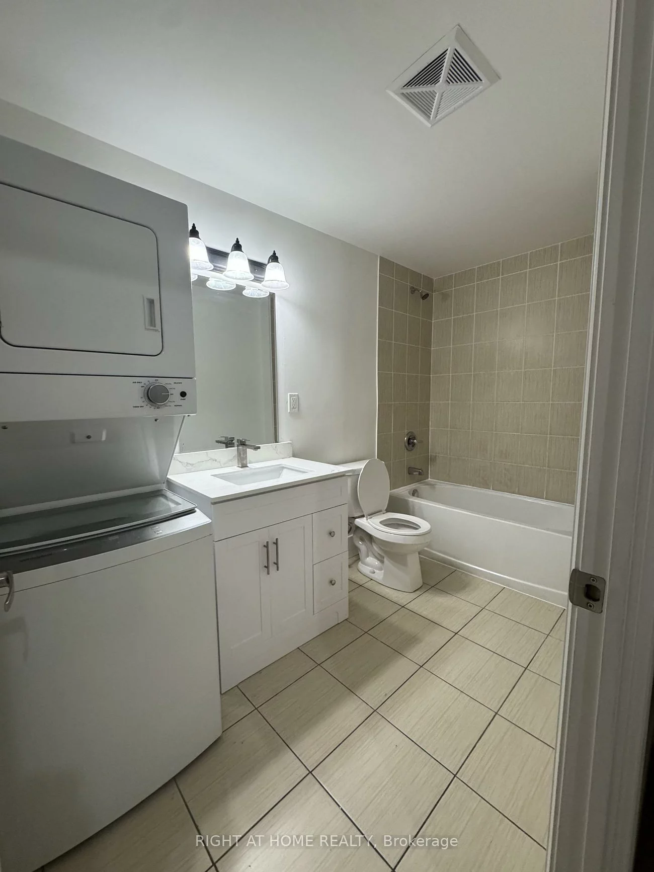 5289, Hwy 7, Vaughan Grove, Vaughan