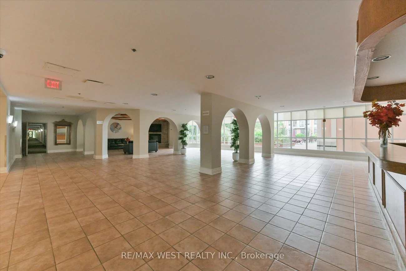 7373, Martin Grove, Vaughan Grove, Vaughan