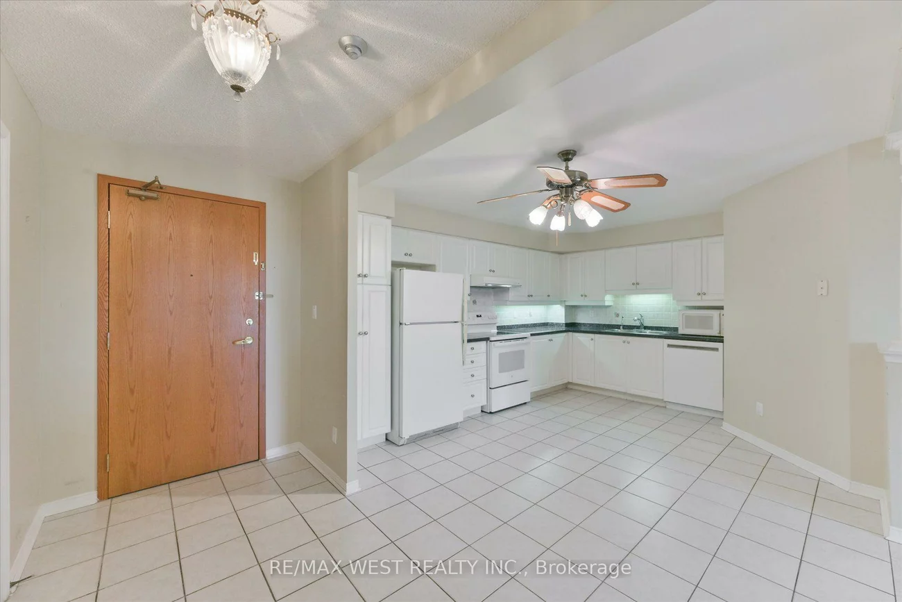 7373, Martin Grove, Vaughan Grove, Vaughan