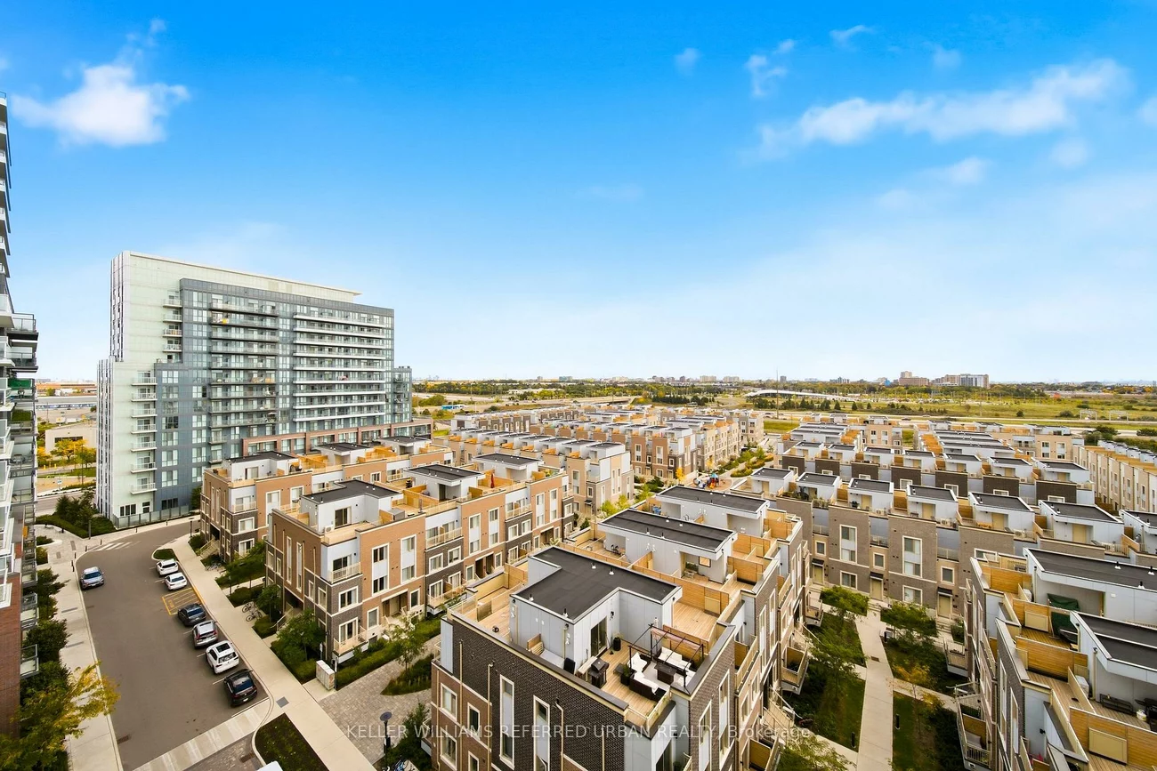 38, Honeycrisp, Vaughan Corporate Centre, Vaughan