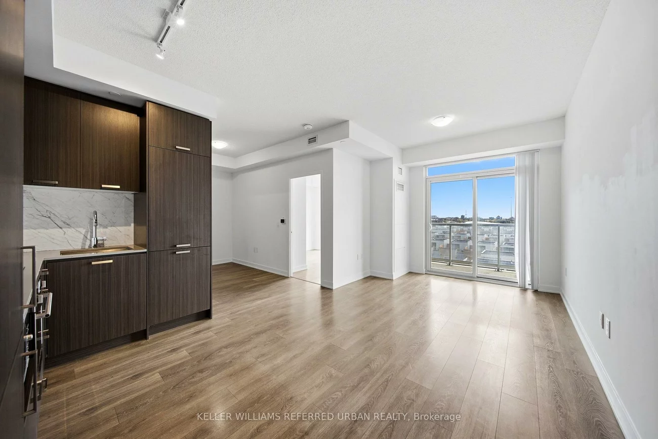 10, Honeycrisp, Vaughan Corporate Centre, Vaughan