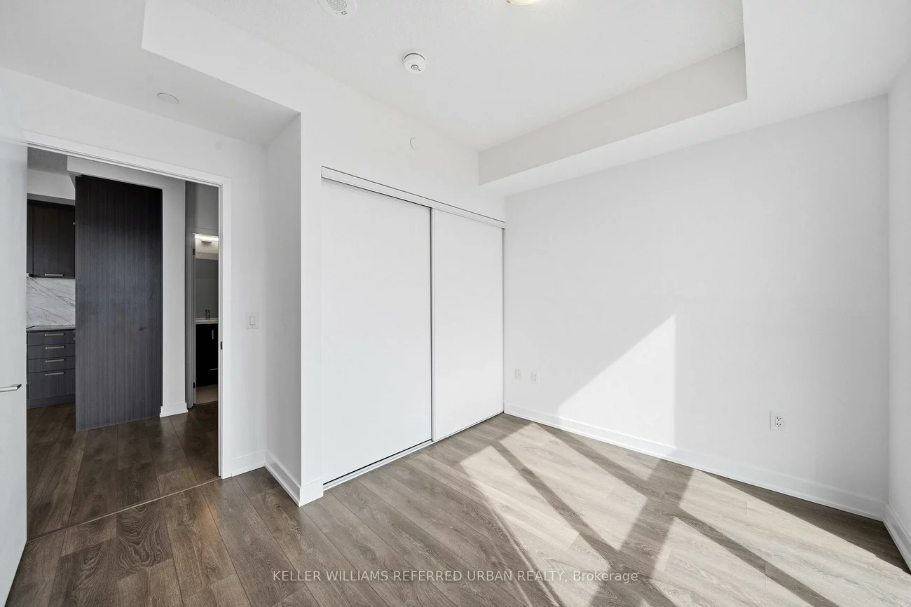 10, Honeycrisp, Vaughan Corporate Centre, Vaughan