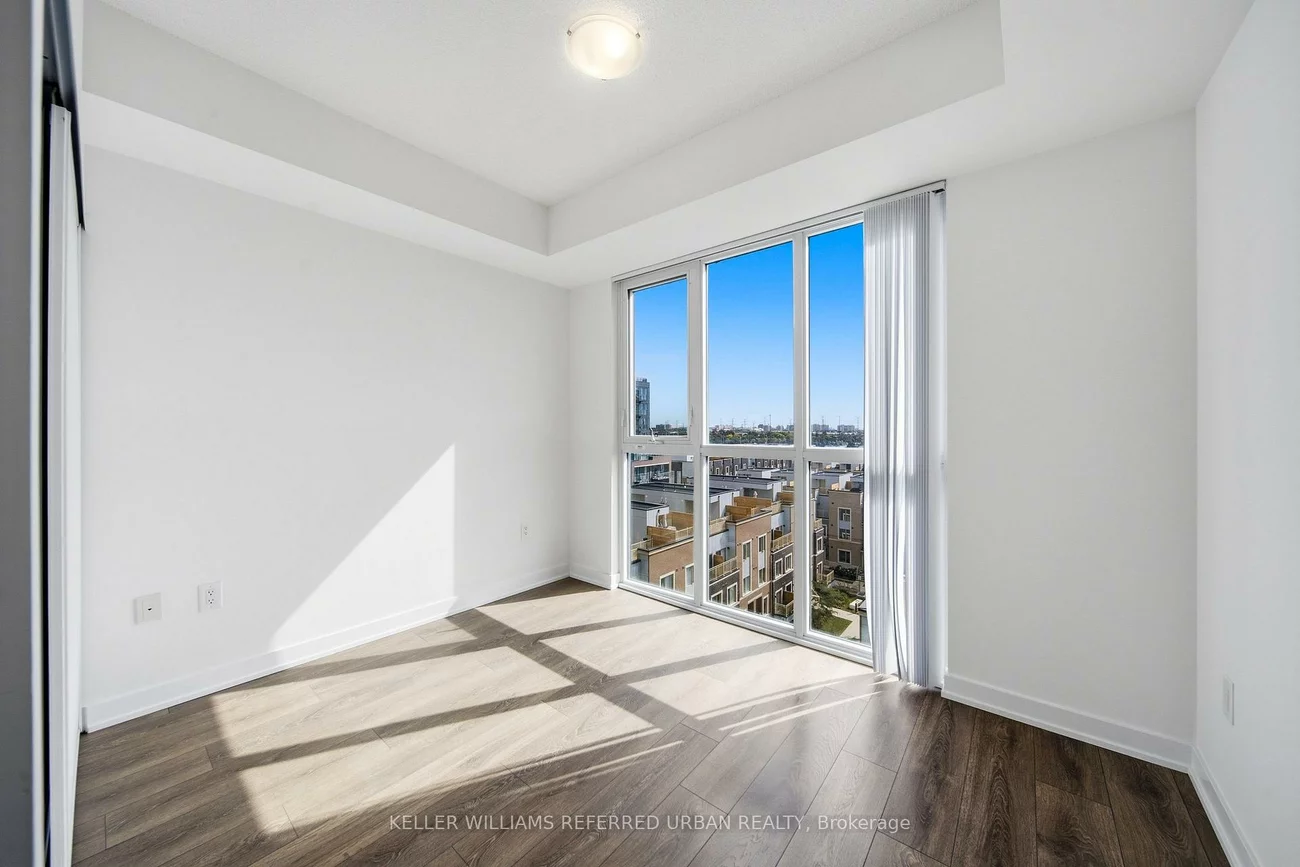 10, Honeycrisp, Vaughan Corporate Centre, Vaughan