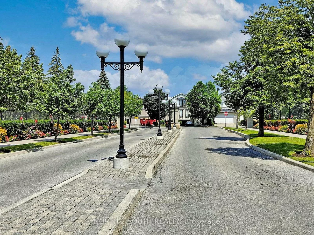 11, Townsgate, Crestwood-Springfarm-Yorkhill, Vaughan