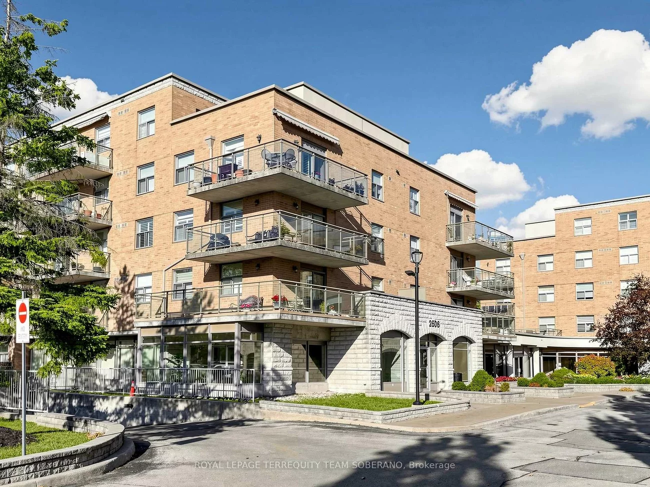 2506, Rutherford, Maple, Vaughan