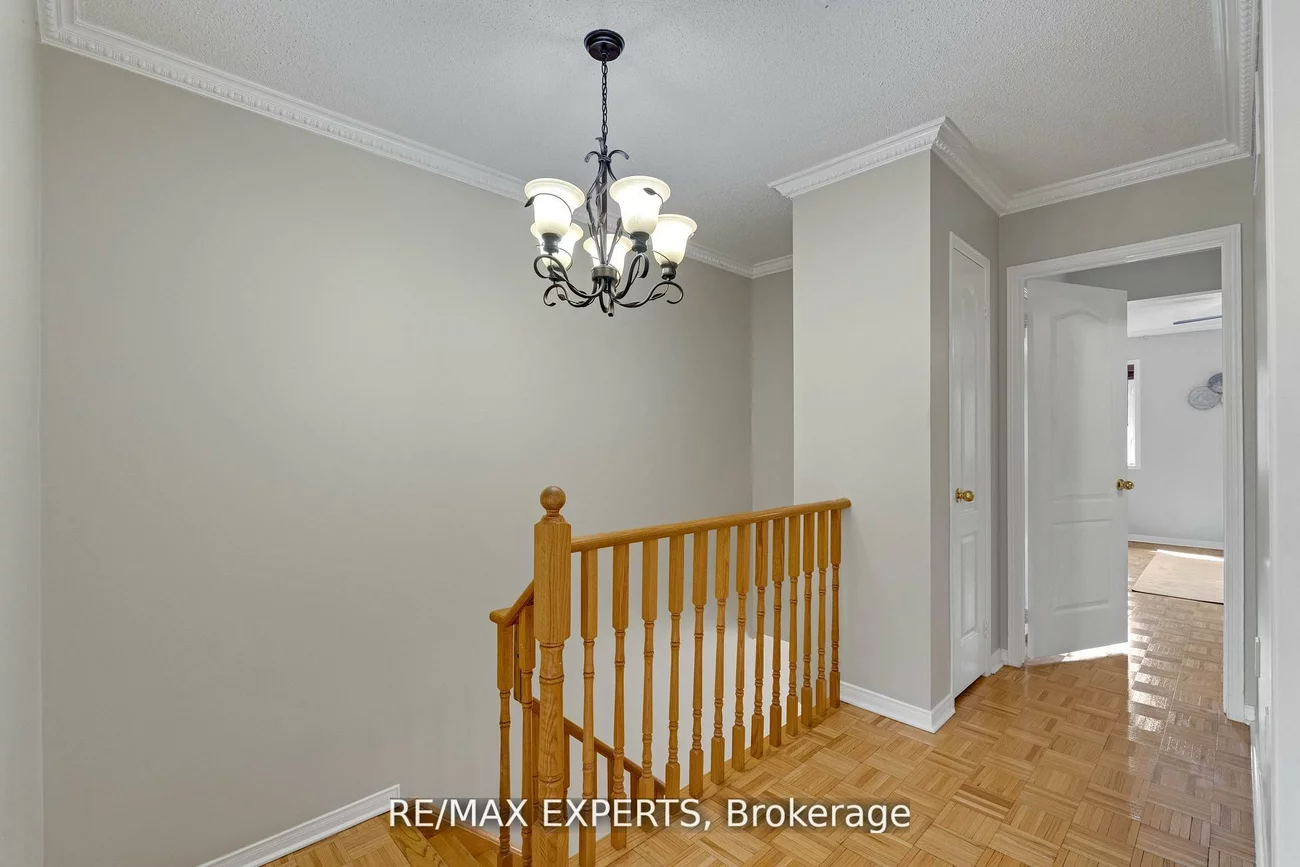 19, Foxchase, East Woodbridge, Vaughan