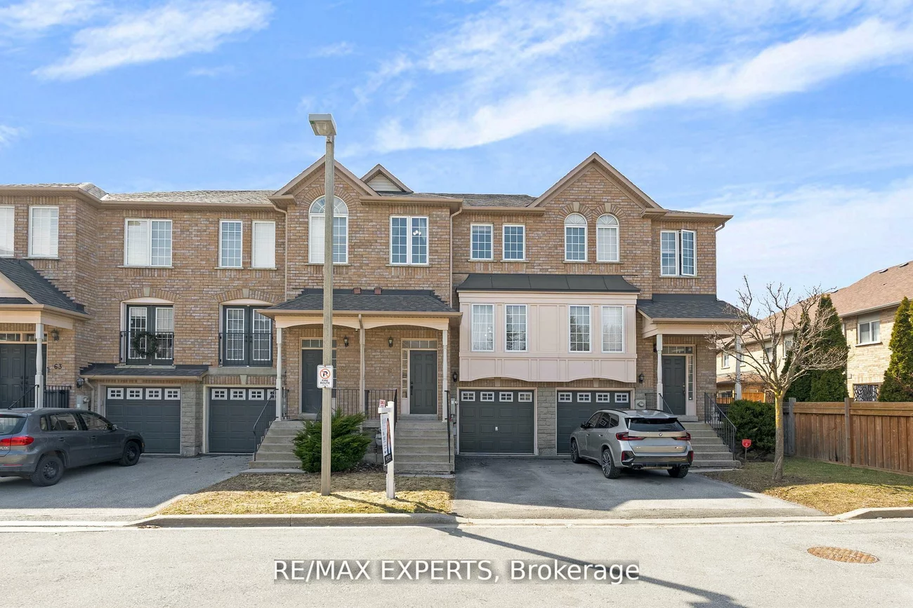 19, Foxchase, East Woodbridge, Vaughan