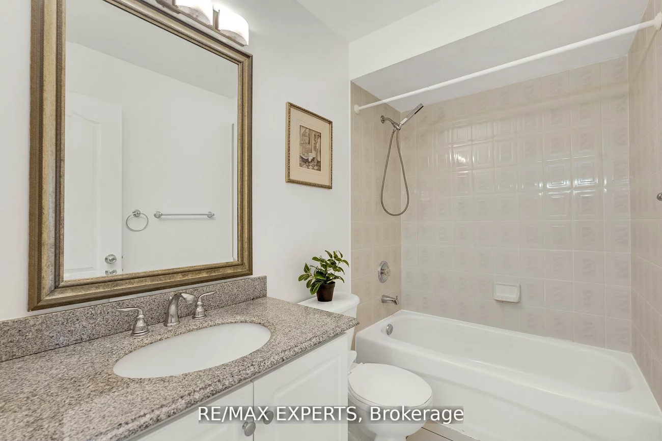 19, Foxchase, East Woodbridge, Vaughan