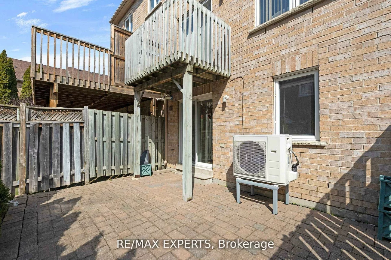 19, Foxchase, East Woodbridge, Vaughan
