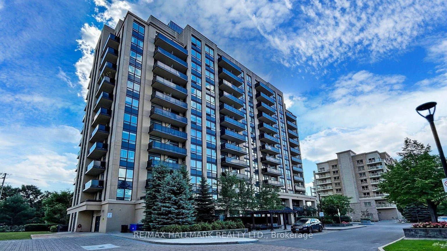 520, Steeles, Crestwood-Springfarm-Yorkhill, Vaughan