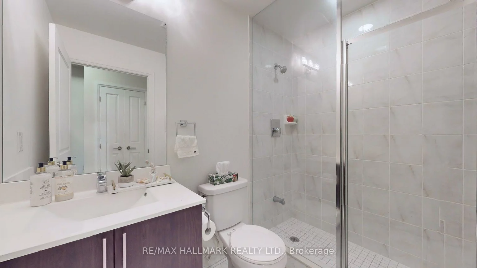 520, Steeles, Crestwood-Springfarm-Yorkhill, Vaughan