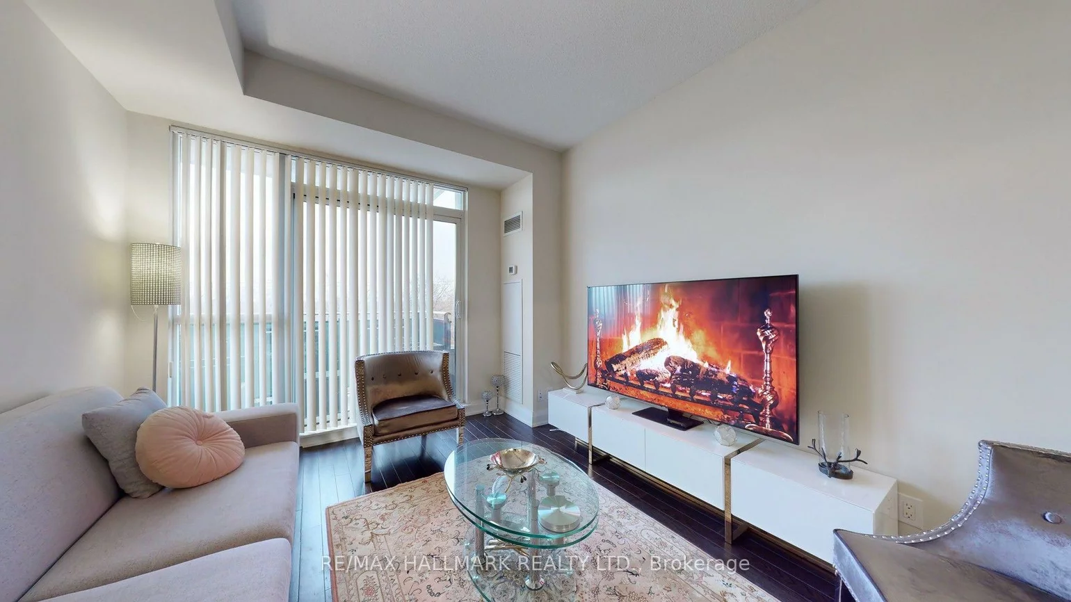 520, Steeles, Crestwood-Springfarm-Yorkhill, Vaughan