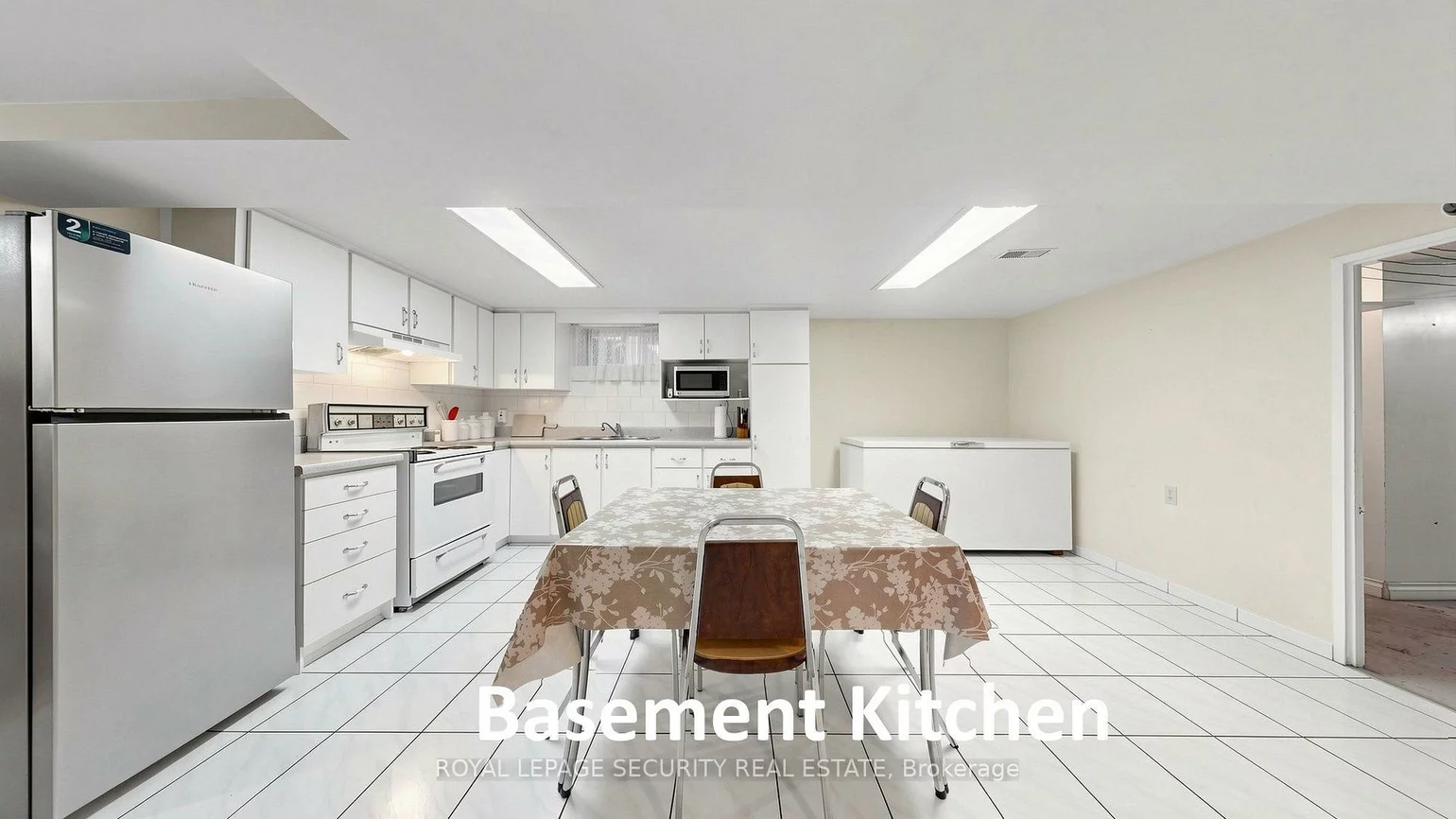 8026, Kipling, West Woodbridge, Vaughan