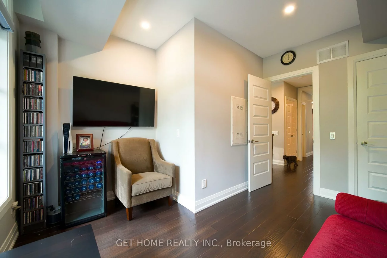 8169, Kipling, West Woodbridge, Vaughan