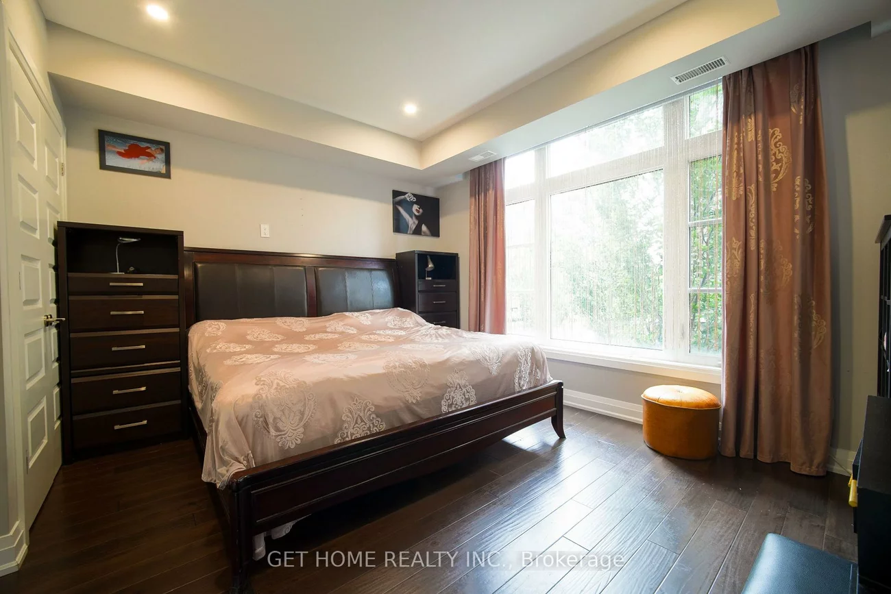 8169, Kipling, West Woodbridge, Vaughan