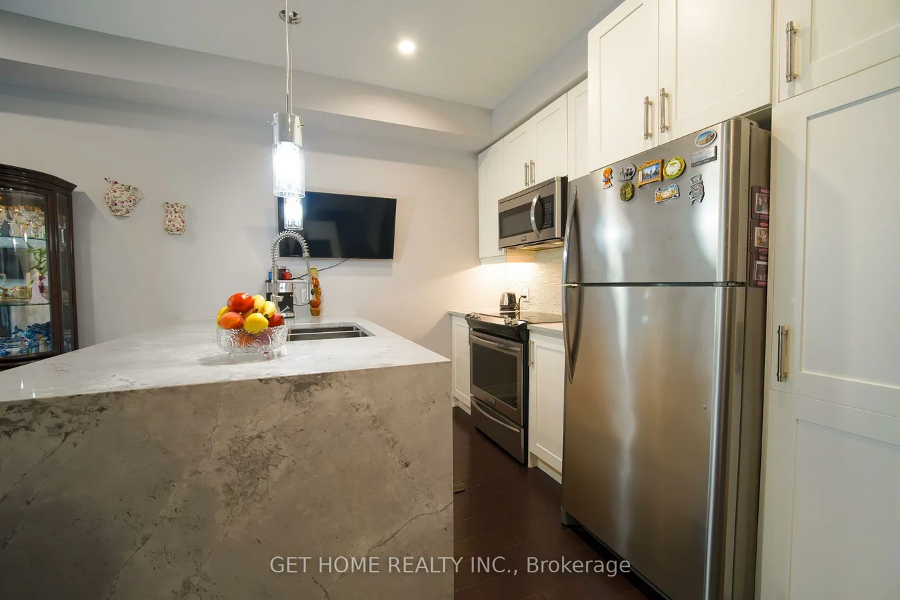 8169, Kipling, West Woodbridge, Vaughan