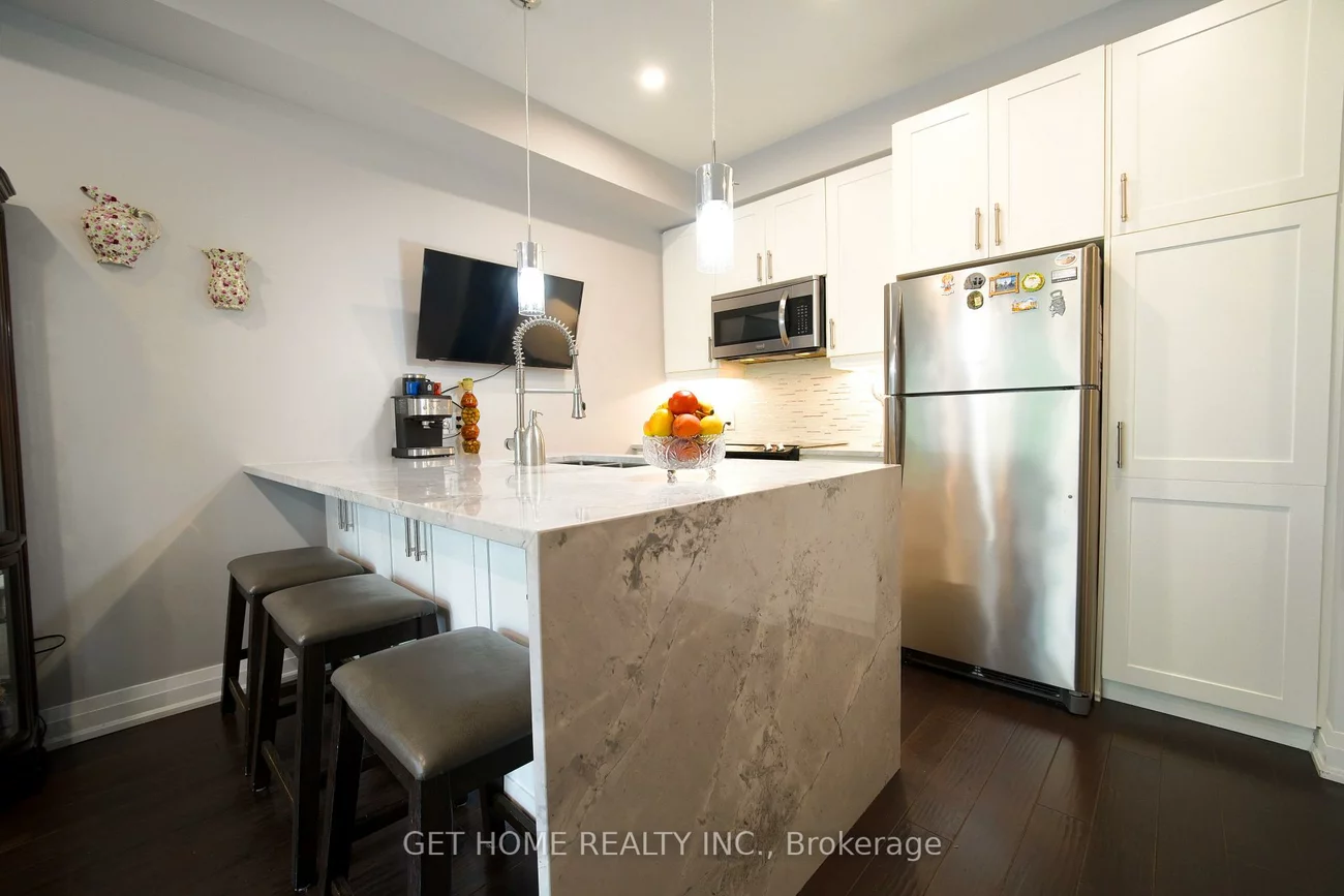 8169, Kipling, West Woodbridge, Vaughan