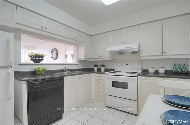 11, Townsgate, Crestwood-Springfarm-Yorkhill, Vaughan