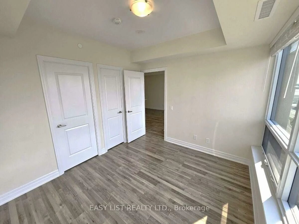 9075, Jane, Concord, Vaughan