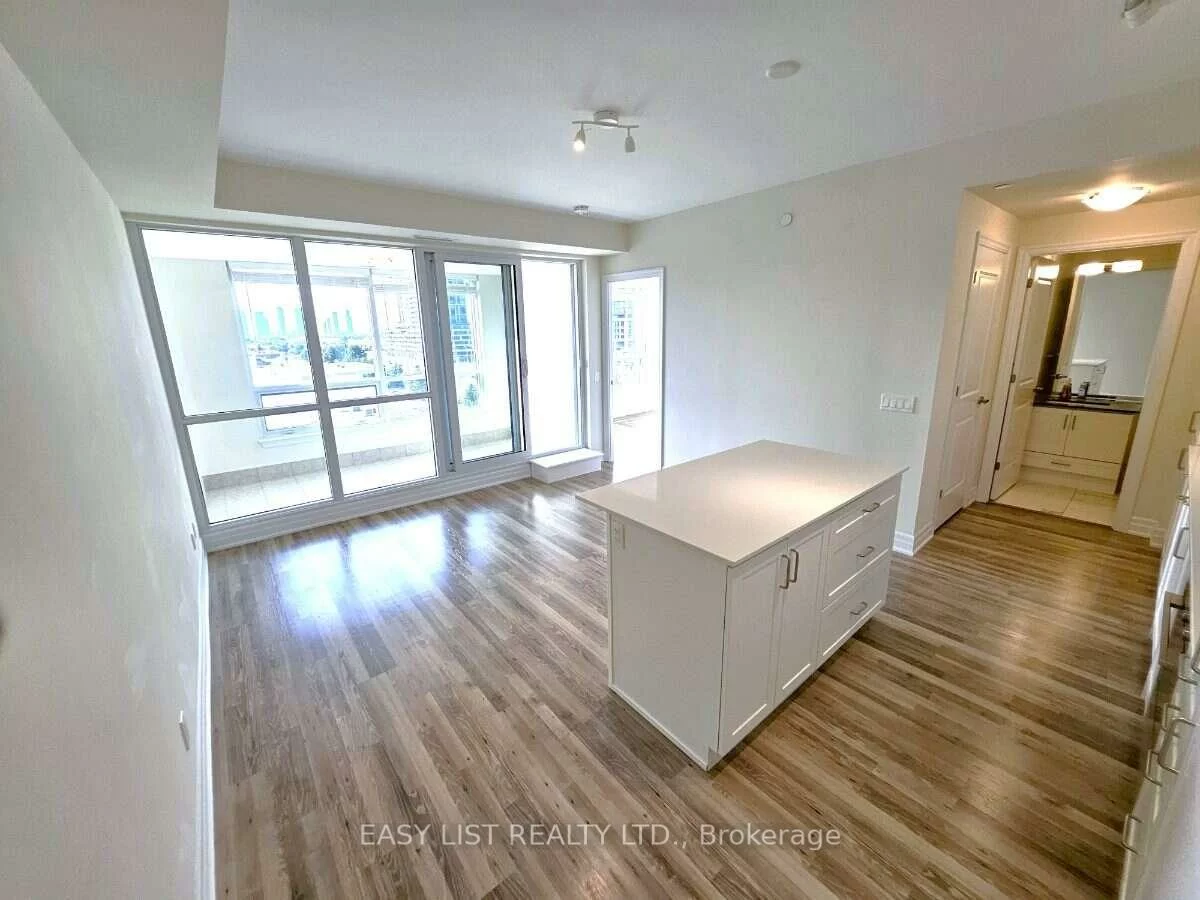 9075, Jane, Concord, Vaughan