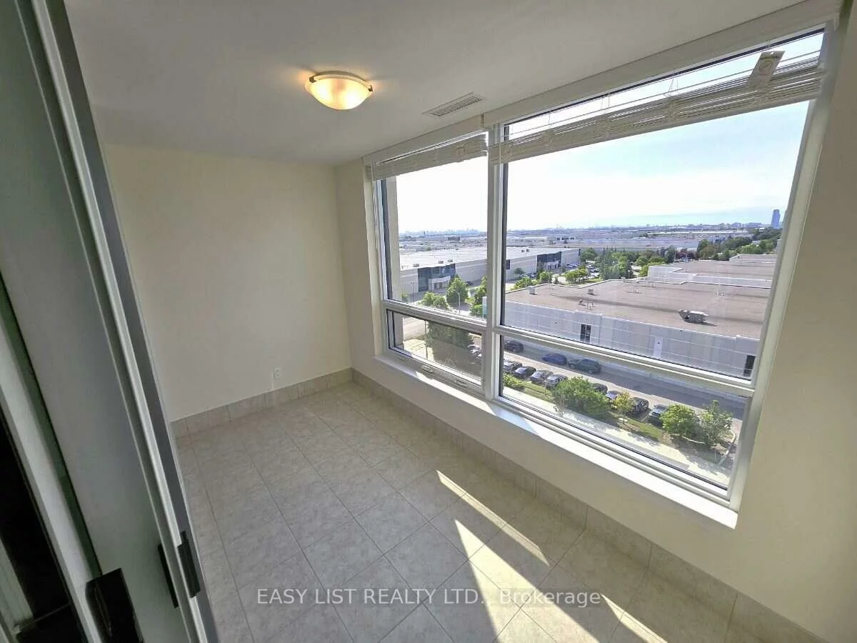 9075, Jane, Concord, Vaughan
