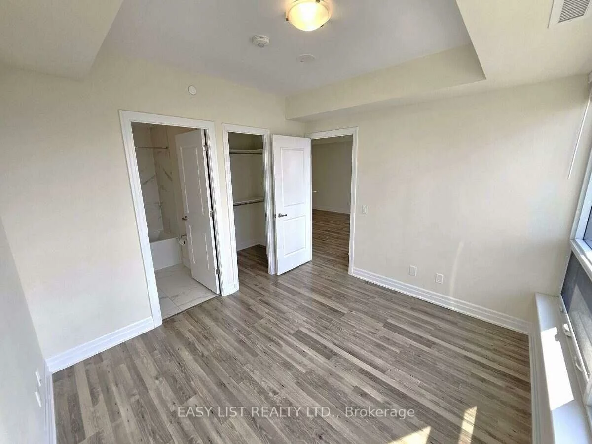 9075, Jane, Concord, Vaughan