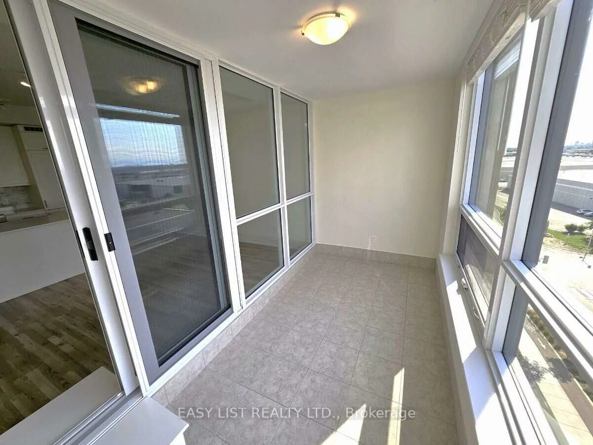 9075, Jane, Concord, Vaughan