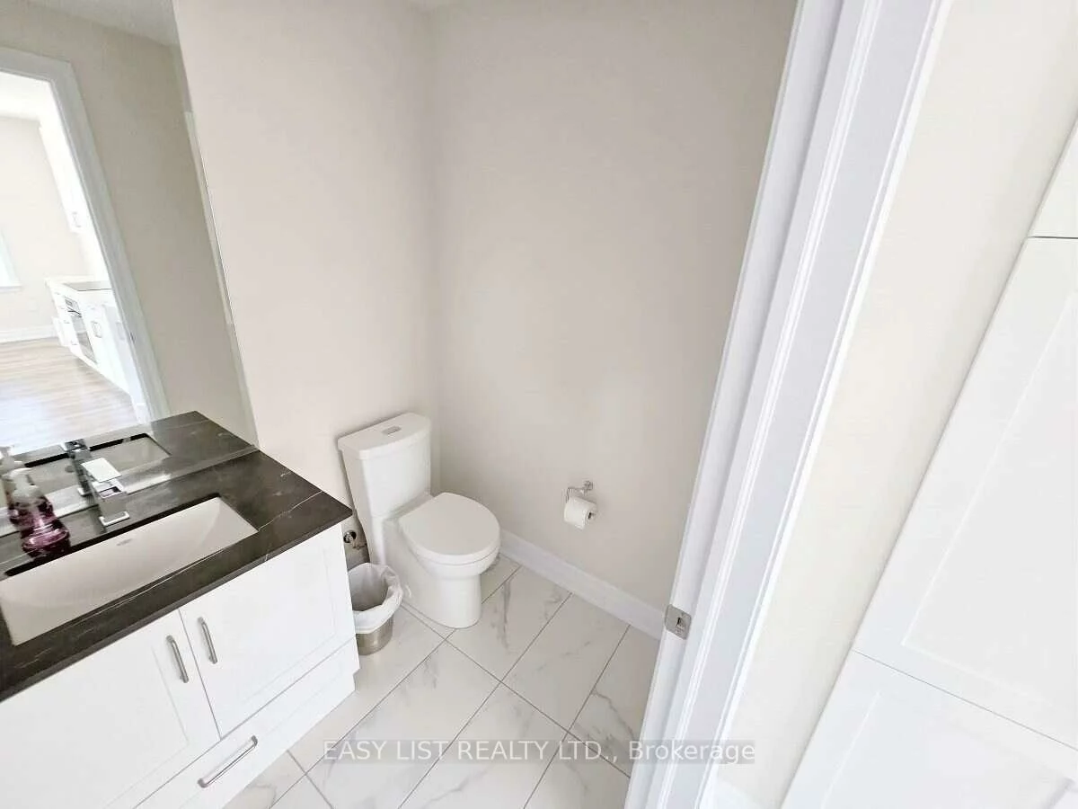 9075, Jane, Concord, Vaughan