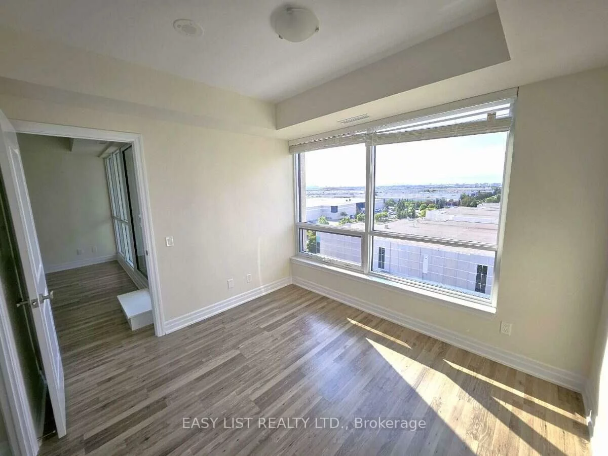 9075, Jane, Concord, Vaughan