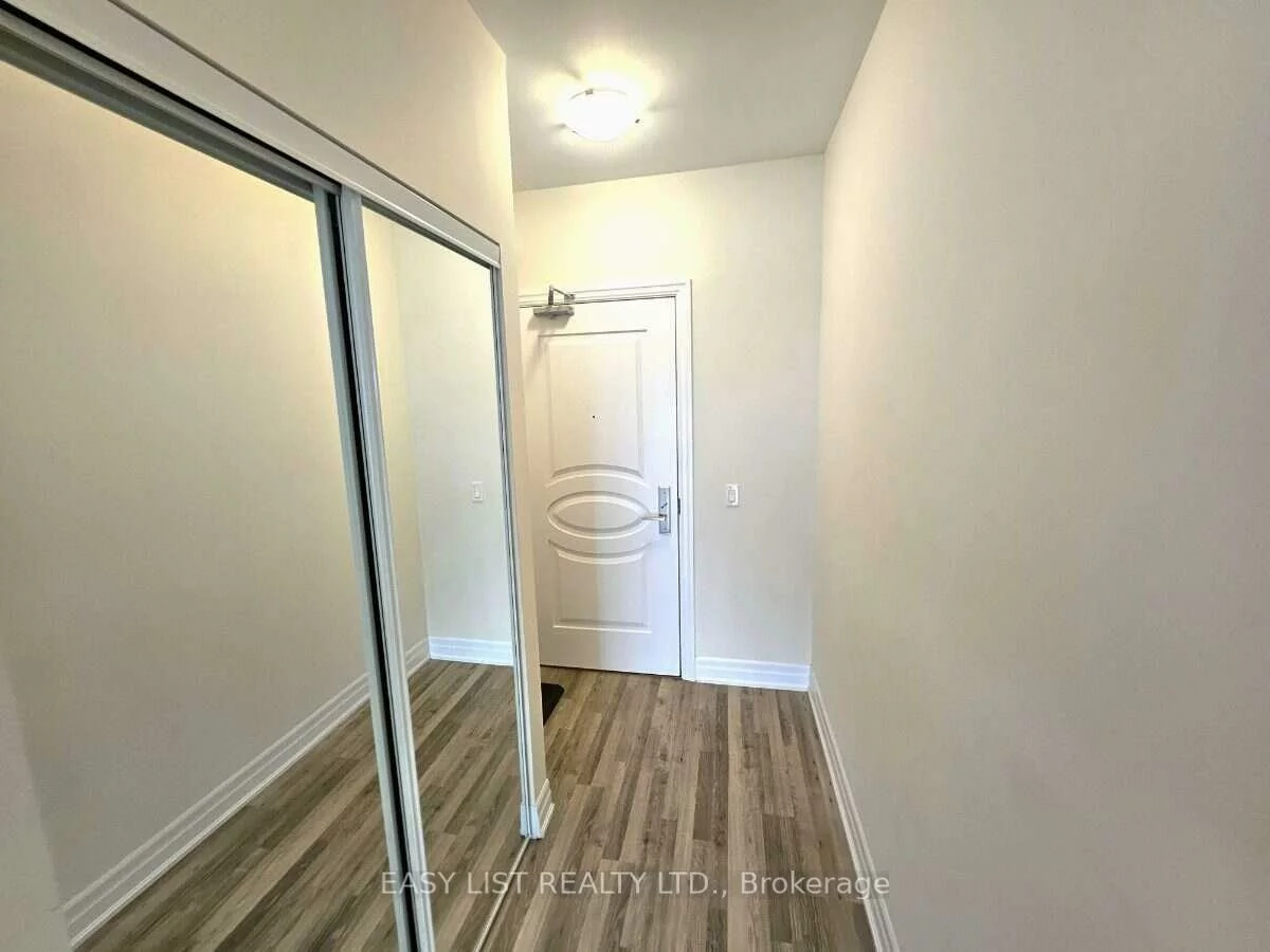 9075, Jane, Concord, Vaughan