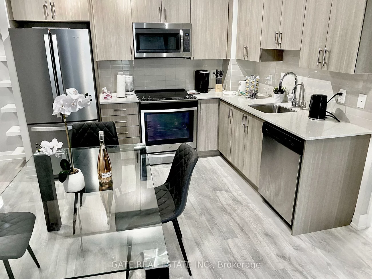 3700, Highway 7, Vaughan Corporate Centre, Vaughan