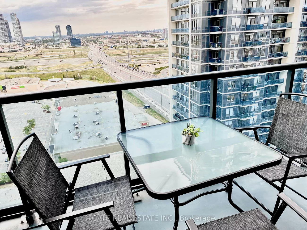 3700, Highway 7, Vaughan Corporate Centre, Vaughan