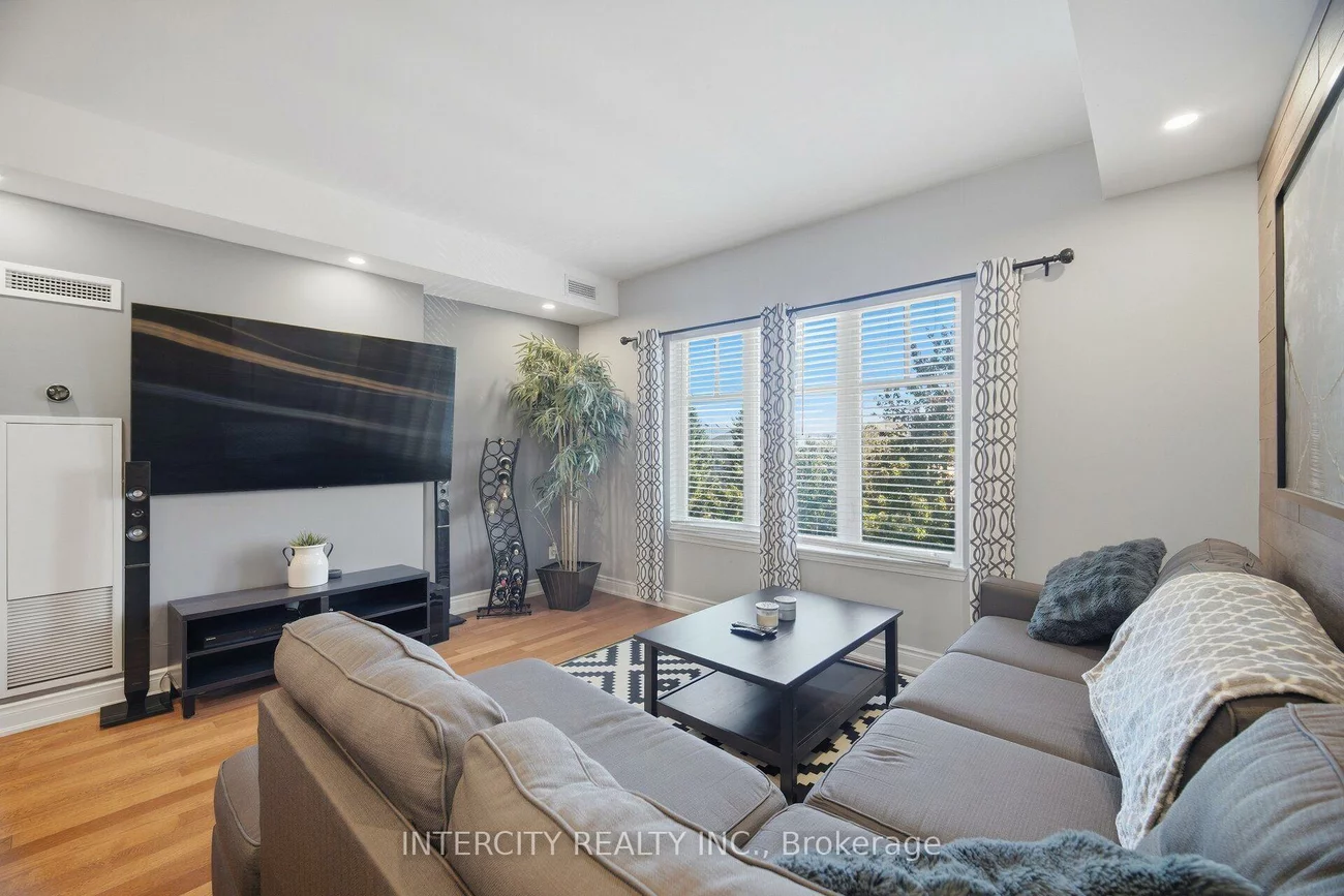 10211, Keele, Maple, Vaughan